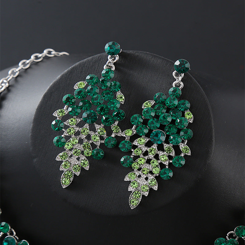 RGM008 Deluxe Emerald Green Crystal Teardrop Bridal Accessories Set