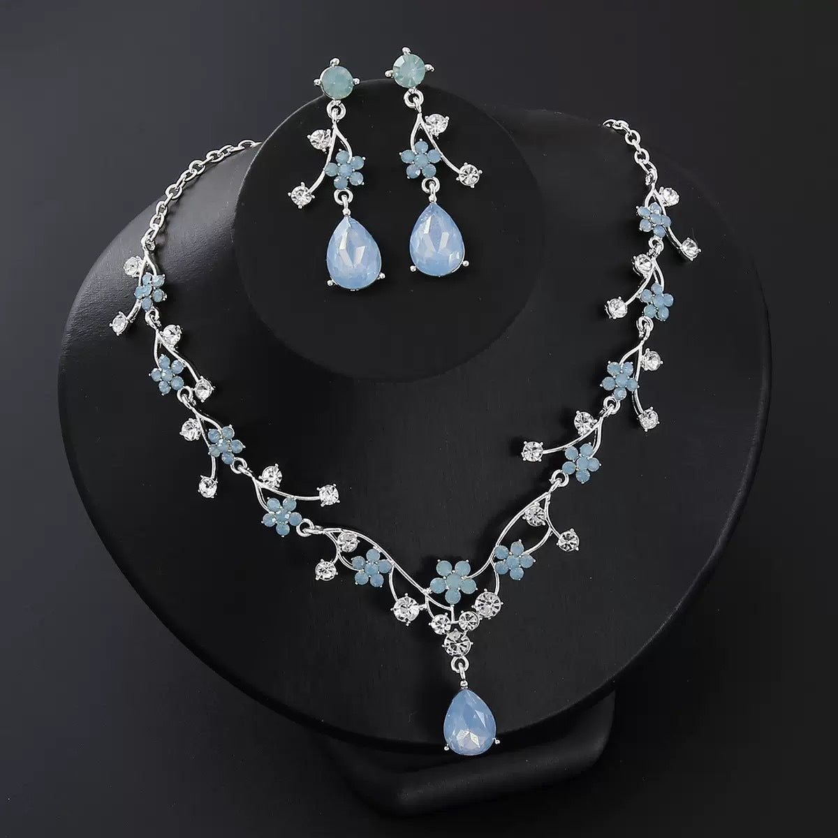 RGM004 Elegant Emerald Green Wedding Necklace and Earrings Bridal Set